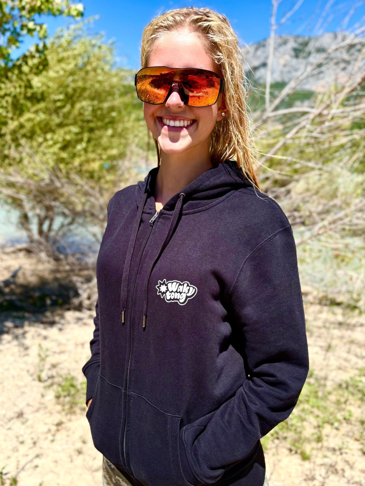 Signature Zipper Hoodie - WAKYTONG