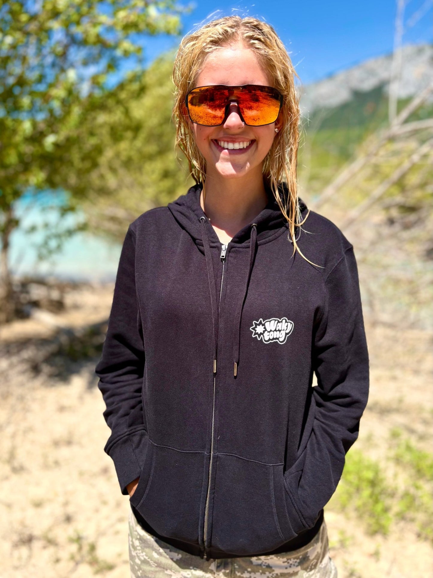 Signature Zipper Hoodie - WAKYTONG