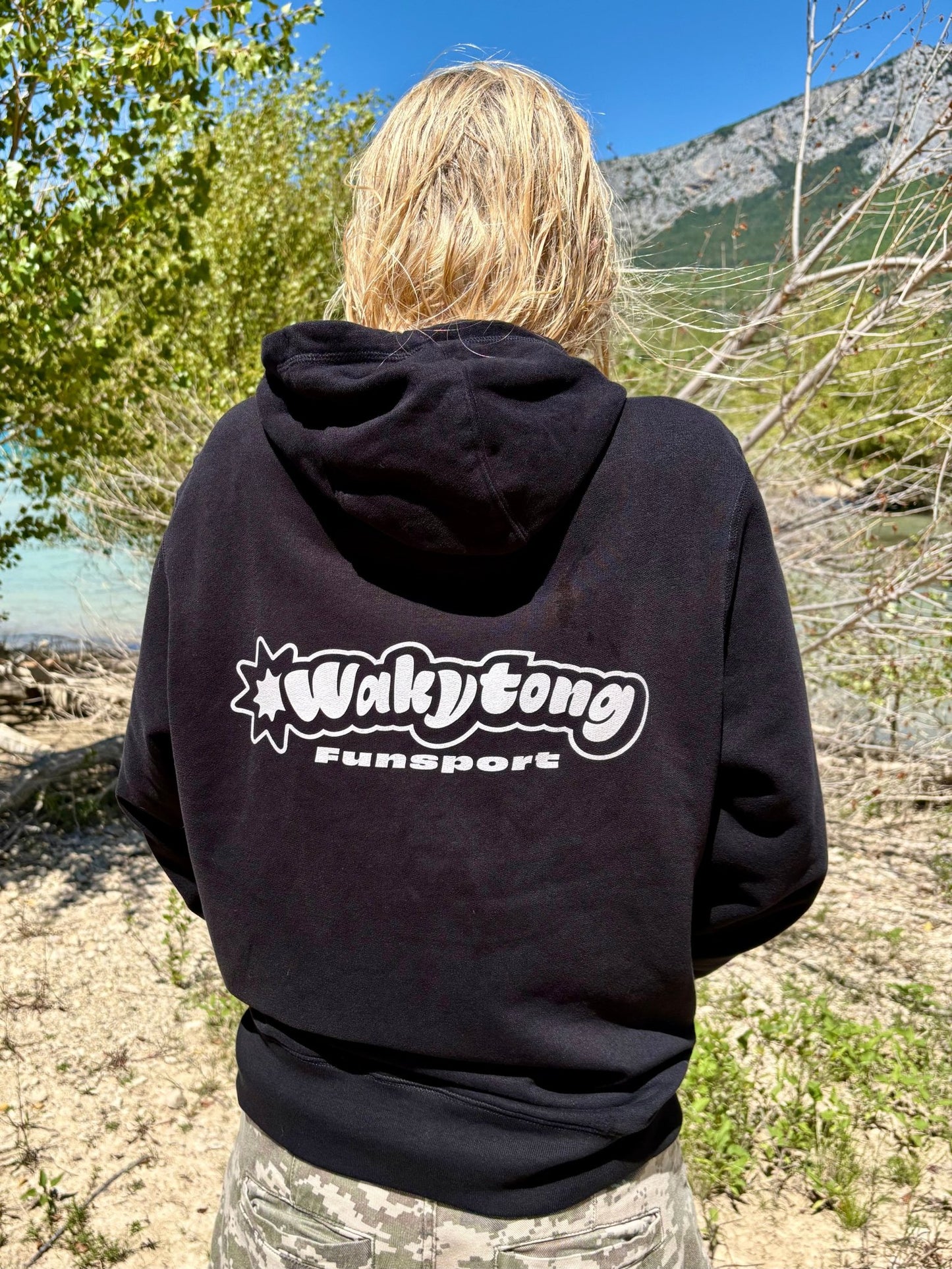 Signature Zipper Hoodie - WAKYTONG